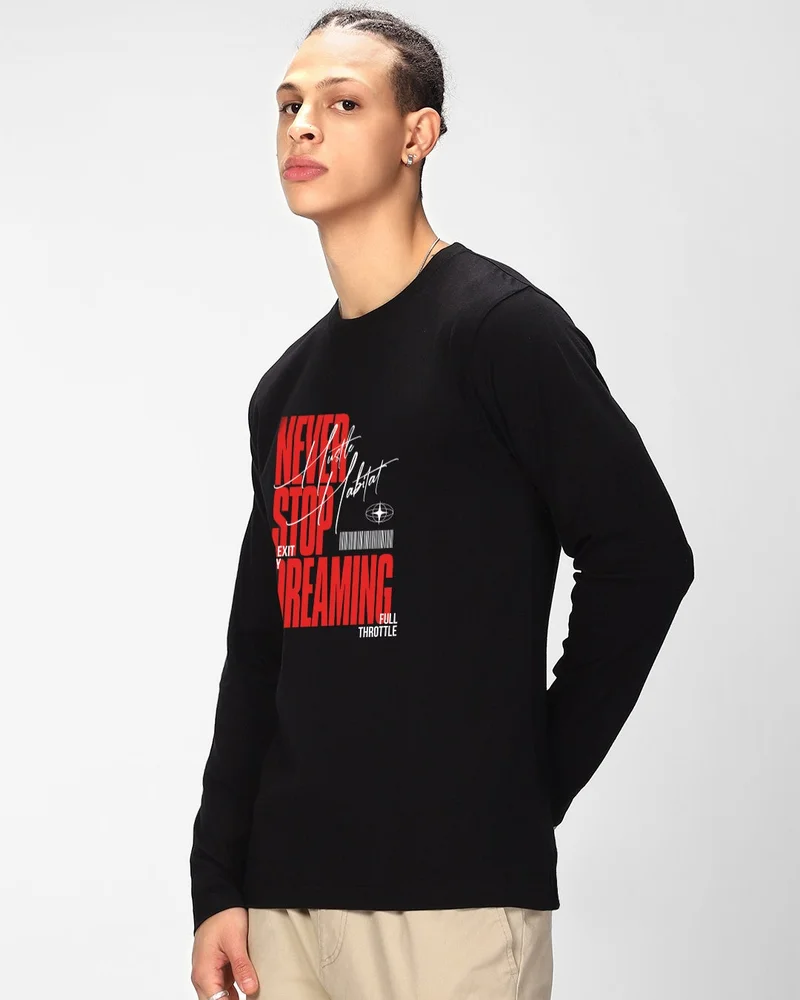 بيواكوف تيشيرت رجالي بطبعة لا تتوقف عن الحلم باللون الأسود الفاحم